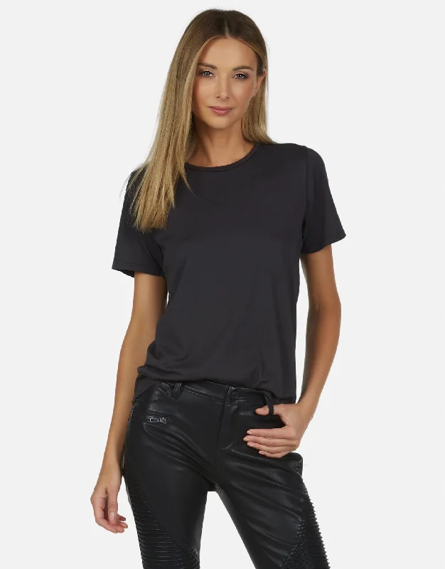 Women's Blouse with ButtonsHall Core Vintage Tee Onyx