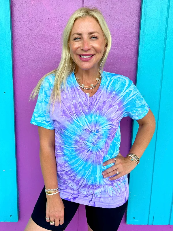 Women's Blouse with V-Shaped HemLavender Swirl V-Neck Tie-Dye Tee - Blank