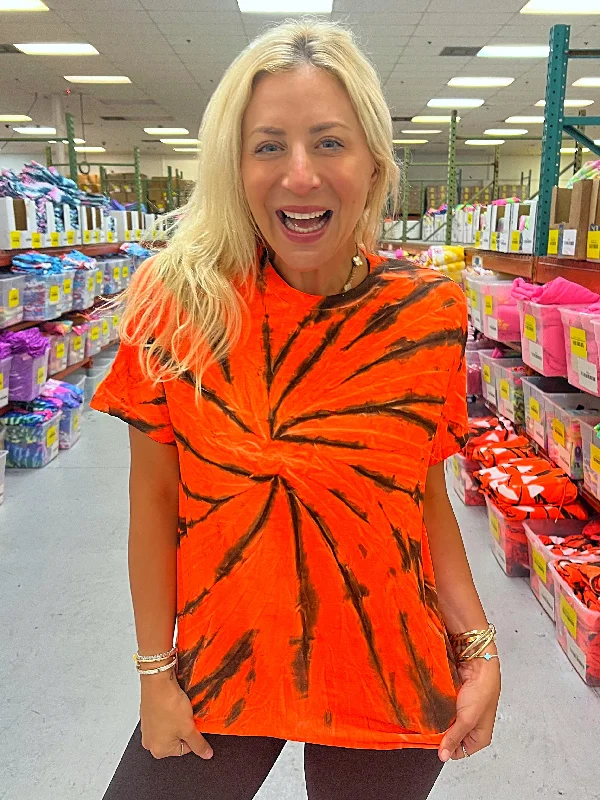 Women's Blouse with Notched CollarOrange & Black Twist Tie-Dye Tee - Blank