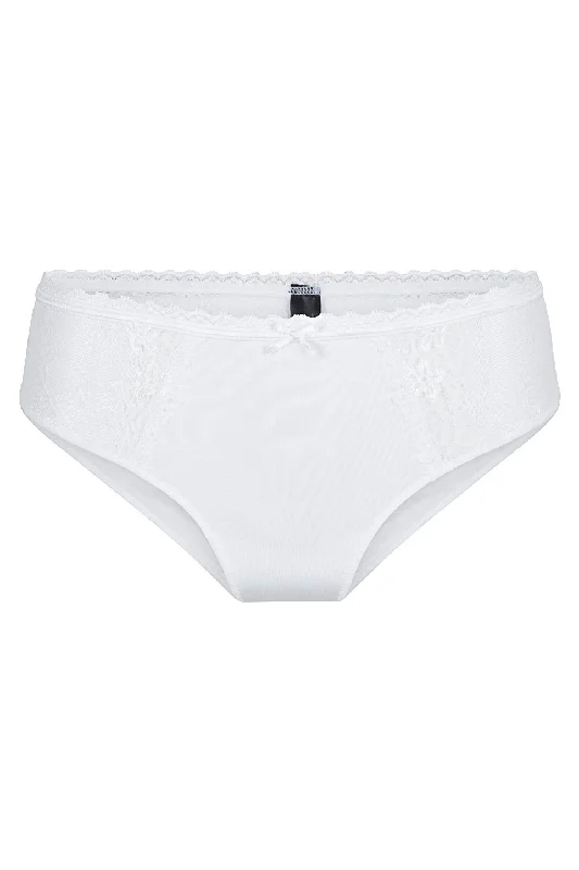 seamless underwear for women with a tummy control featureLingadore Daily Slip - Ivory