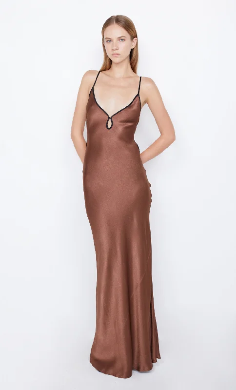 Women's Sweetheart-Neck DressesCEDAR CITY MAXI DRESS - CHOC/BLACK