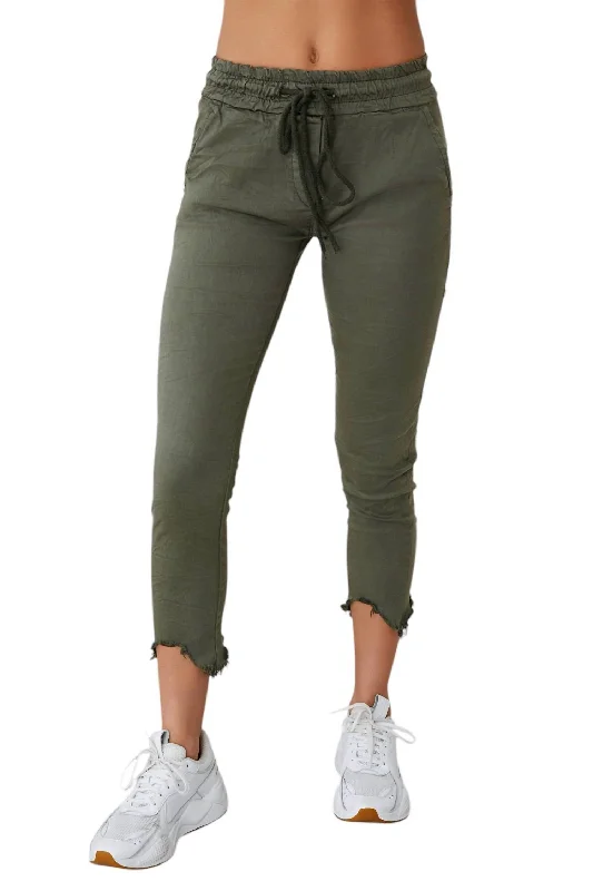 Women's Jodhpurs with U-Shaped CollarZip Pocket Crinkle Jogger With Raw Hem In Army Green