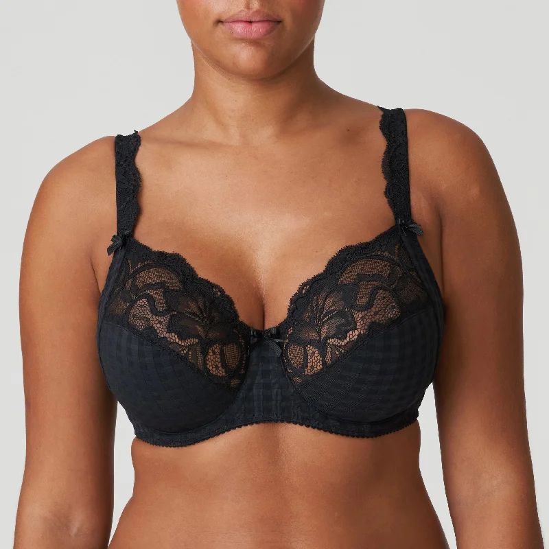 plus-size underwire bra with wide underbandMadison Full Cup Bra - Black