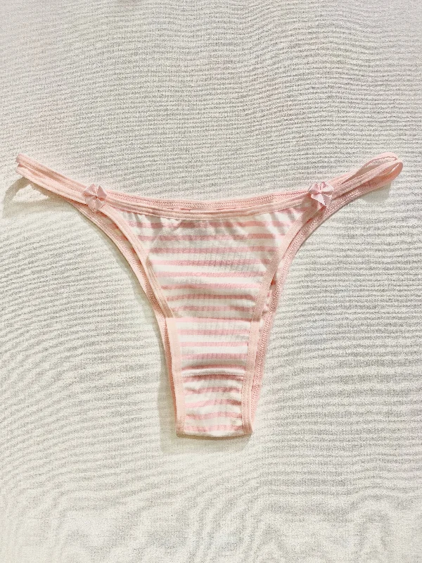 stretchable satin hipster panties for a luxurious feelCandy stripes- Cotton undies (click to see other colours)