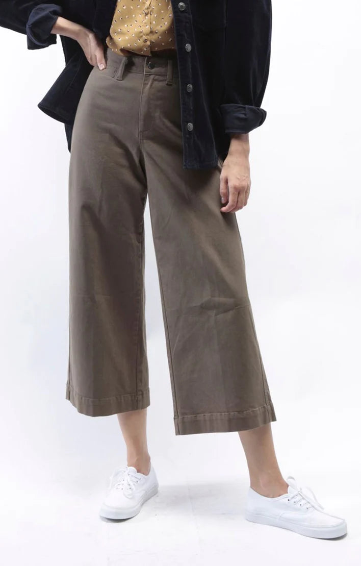 Women's Jodhpurs with Wide LegGreer Cropped Wide Leg Denim - Olive