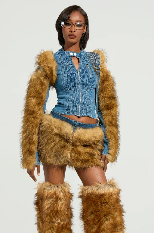 Women's Straight-Leg PantsKENDRA FUR TRIM DENIM TOP